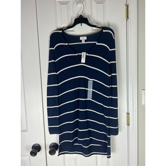 NWT Old Navy Womens Sweater Tunic Size Small - Picture 1 of 3